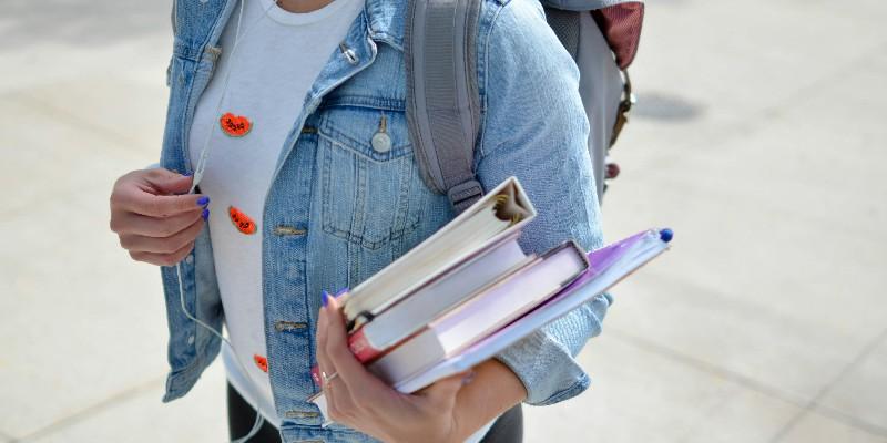 Ressources et Supports pour les Étudiants en Edition Ressources et Supports pour les Étudiants en Edition